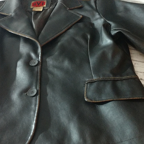 RVT Women's Dark Brown Faux Leather Jacket - Picture 7 of 8